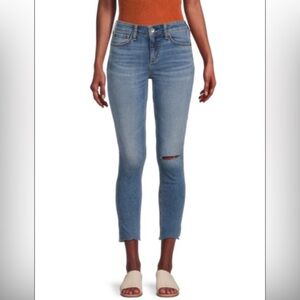 Rag & Bone Cate Mid-Rise Skinny Jean in Juni Blue.‎ Women’s 29. Inseam 26”.